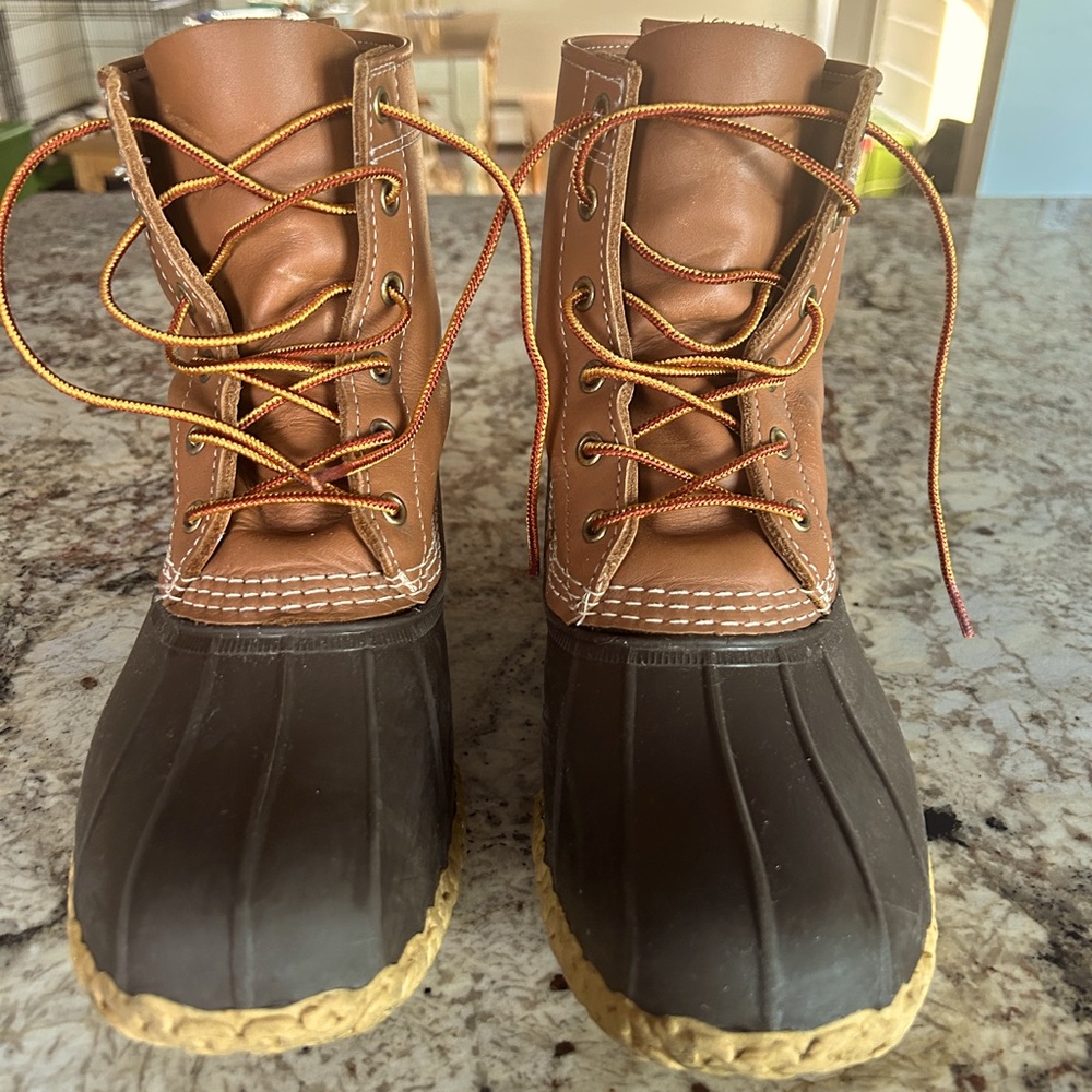 L.L. Bean 8” Thinsulate Bean Boots, Men’s 8, wide EE, Tan/Brown *LIKE NEW*